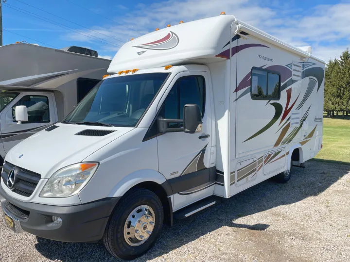 Mercedes-Benz Sprinter 2011
