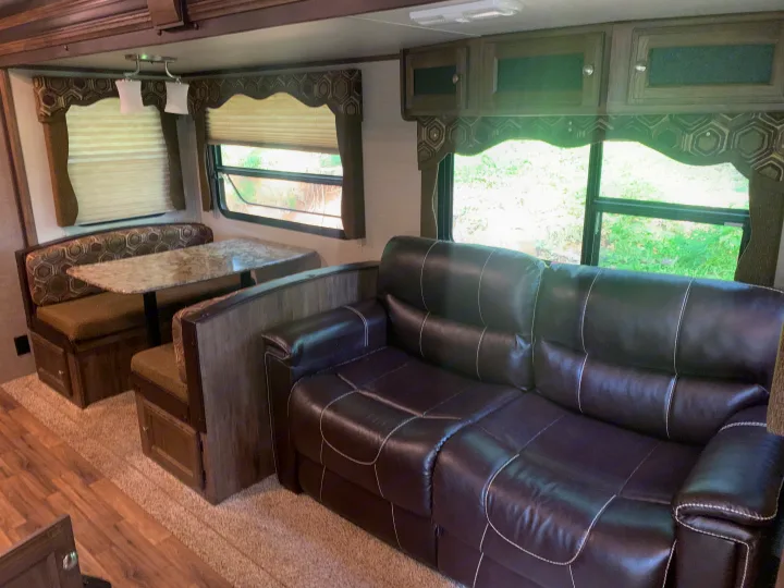 Folds out to a bed . Other Cougar Xlite 2016