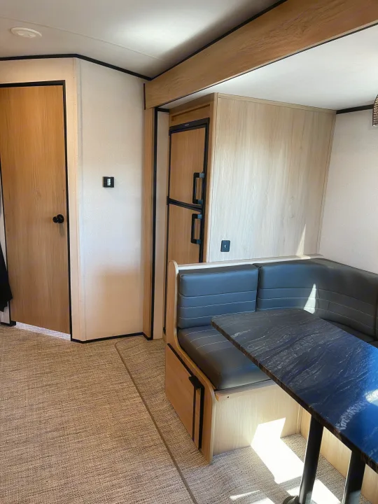 Cruiser Rv Corp Radiance 2021