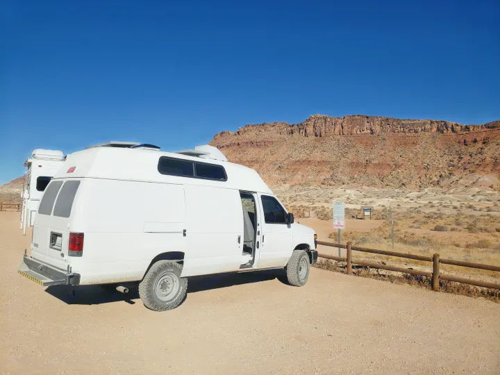 Ford E-350 SD 2008