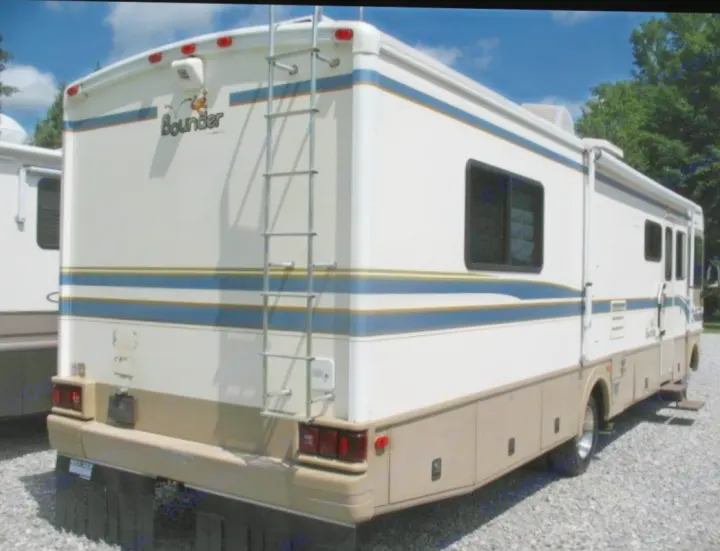 Fleetwood Bounder 1999
