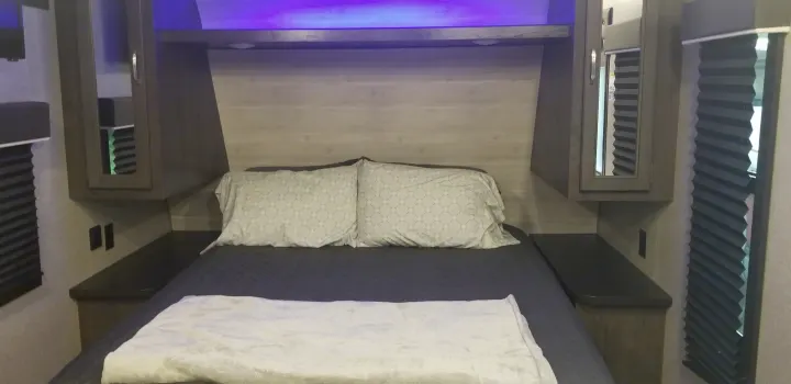 Master Bed. Jayco Jay Flight 2021
