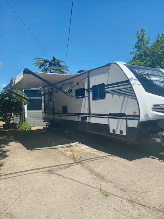 LED lights to enjoy your evening.. Winnebago Minnie 2019