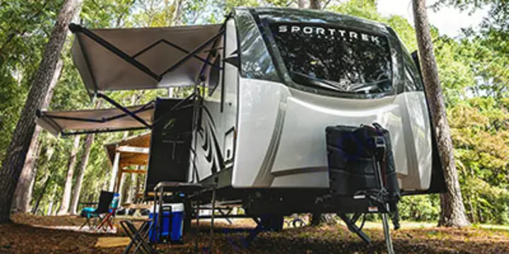 Luxury Package. Other Sporttrek 2021