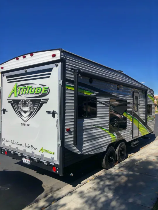Eclipse Recreational Vehicles Attitude 2020