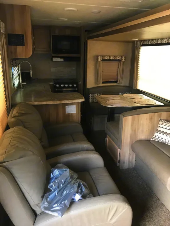 Coachmen Catalina 2020