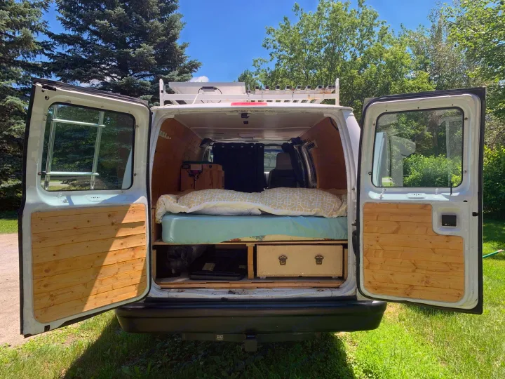 Ford Econoline E250supercab 2012