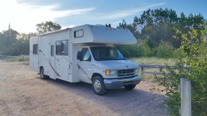 Thor Motor Coach Four Winds Majestic 2002