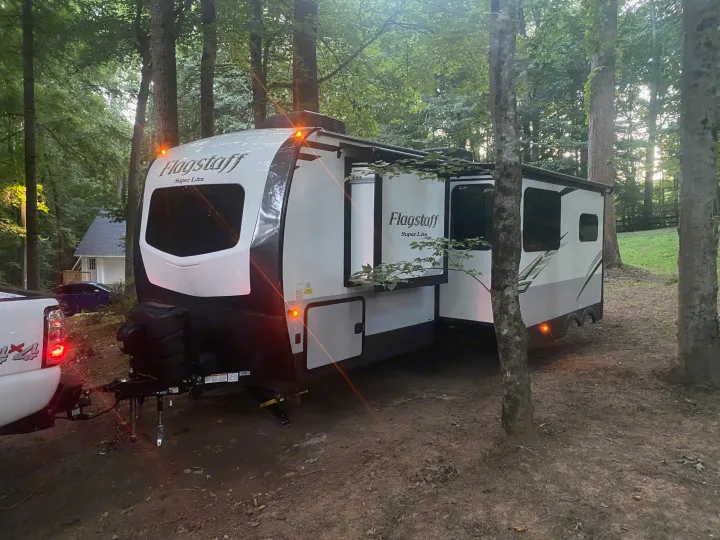 Forest River Flagstaff Super Lite 2021
