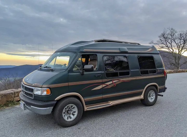Dodge B Van 1997
