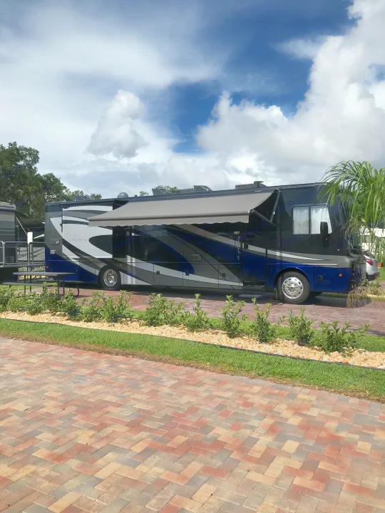 Holiday Rambler Navigator 2018