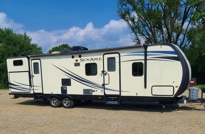 Palomino Solaire Eclipse 2014