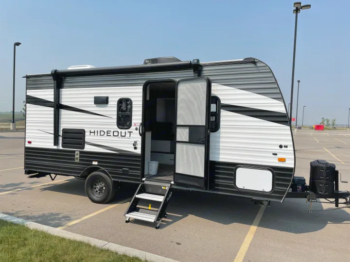 Keystone RV Hideout 2021
