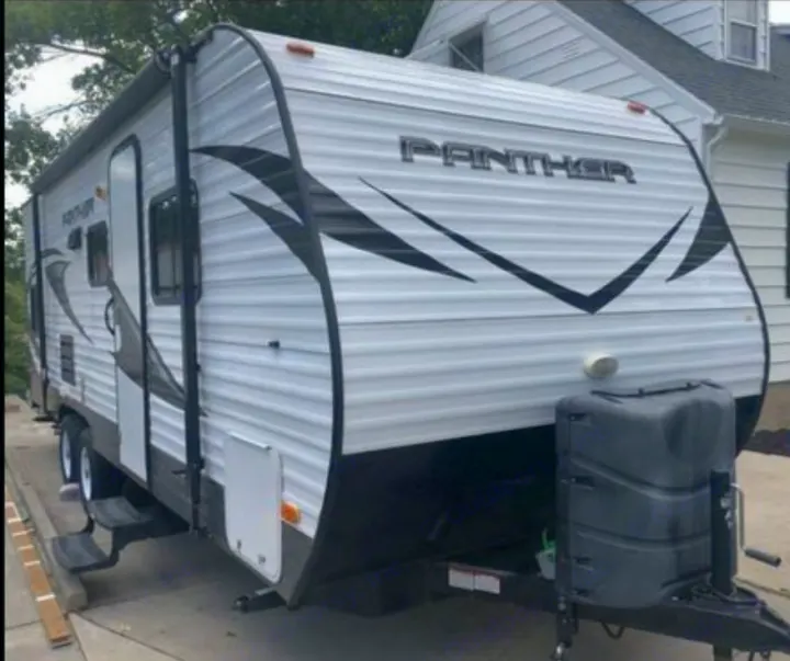 Pacific Coachworks Panther 2016