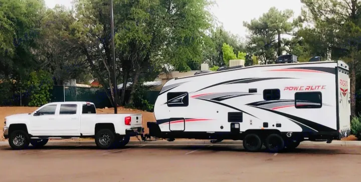 Pacific Coachworks Powerlite 2019