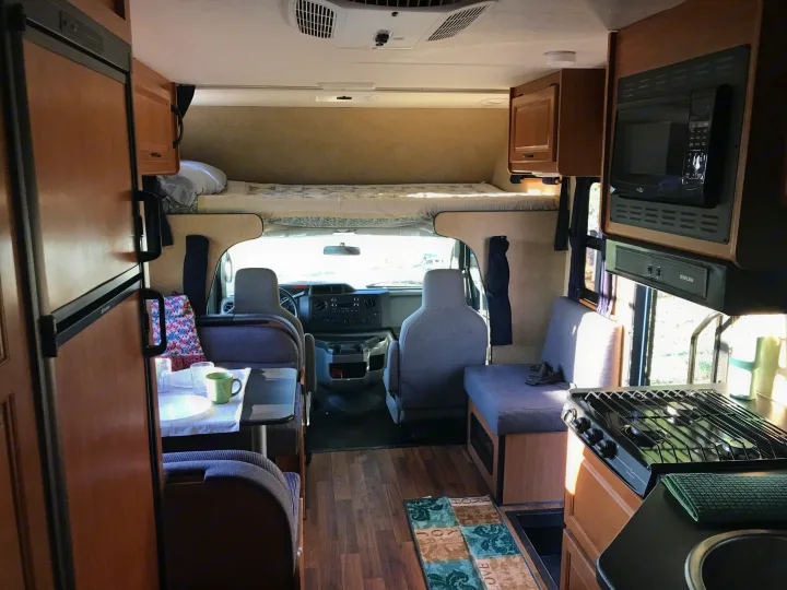 Easy to enter, to drive, has seat belts for 7, including car seat anchors.  Sleeps 5 comfortably.. Thor Motor Coach Four Winds Majestic 2017
