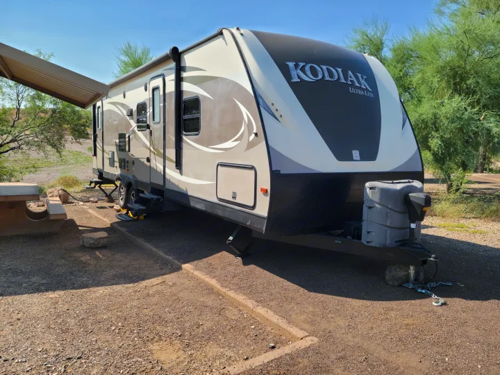Dutchmen Kodiak 2016