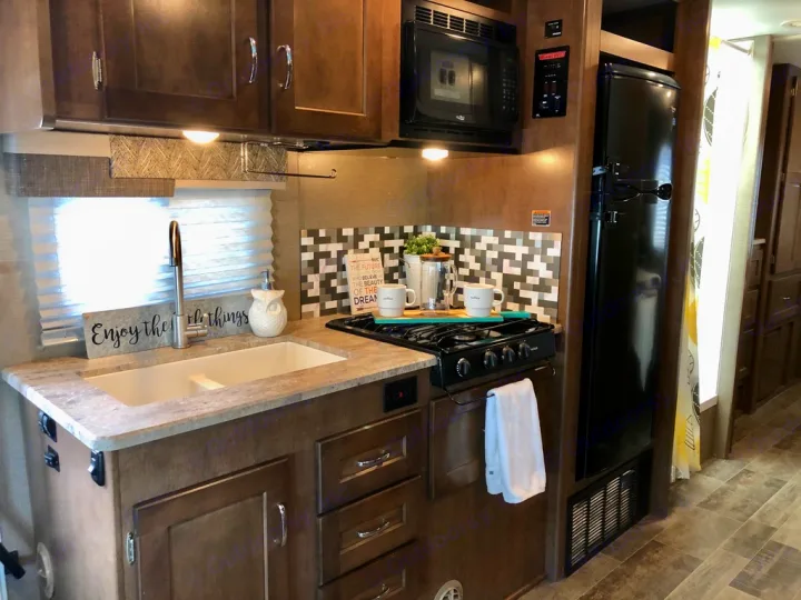 Winnebago Outlook 2019