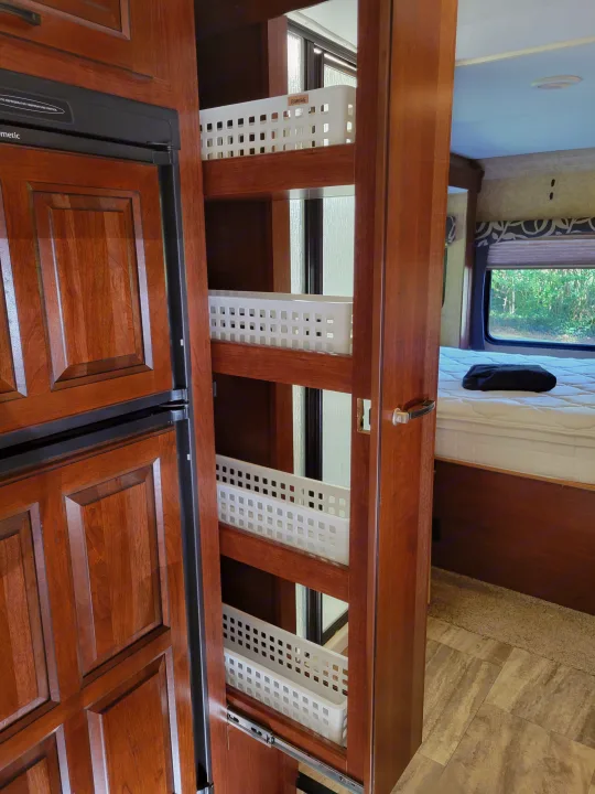 Pantry. Forest River Forester 3011DS 2015