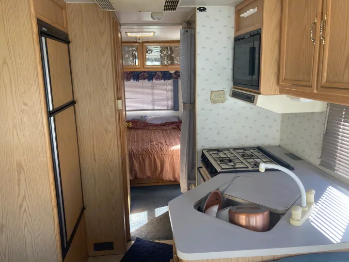 Winnebago Itasca Sunova 1994