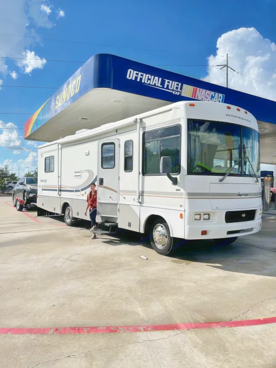 Ready to go!. Winnebago Sightseer 2003