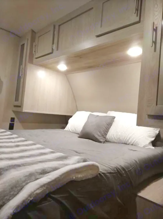 Coachmen Catalina 2022