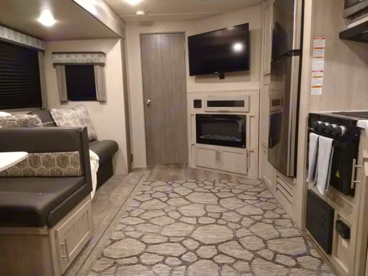 Coachmen Catalina 2022