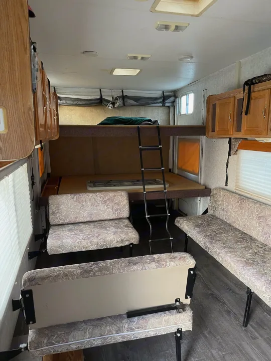 Thor Motor Coach Tahoe 2005