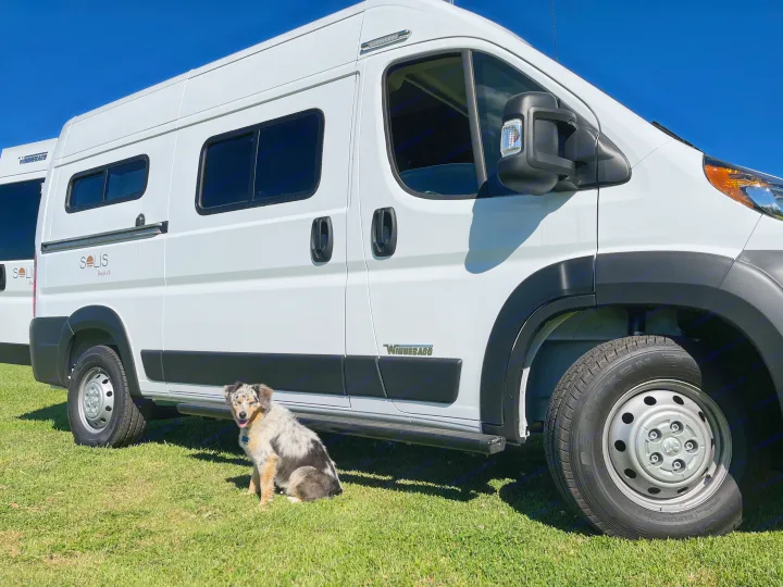 MAUI FREEDOM LOVE AND LIGHT MOBILE. Winnebago Solis Pocket 2022