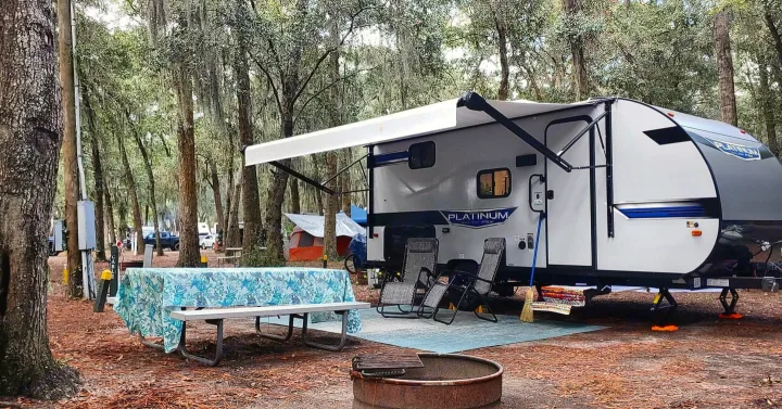 Included in the nightly rate:  outdoor rug, gravity chairs with tray, sea turtle lights, picnic table cover.. Forest River Salem 2022