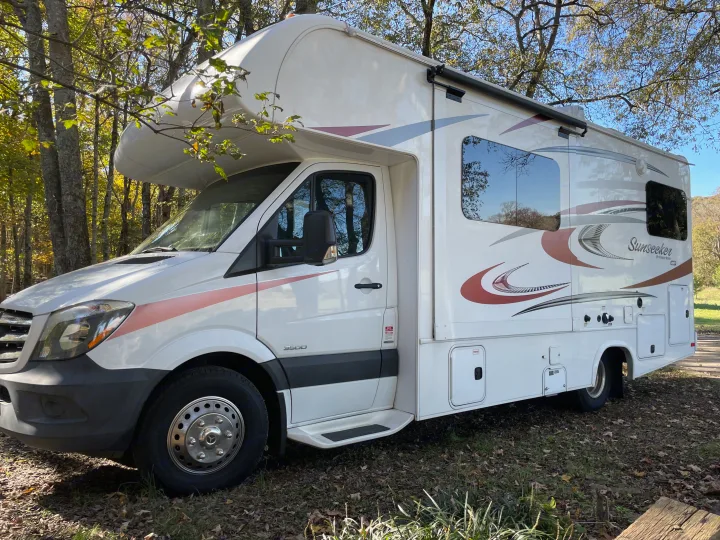 Forest River Sunseeker 2015