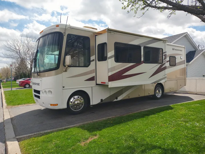 Thor Motor Coach Windsport 2008