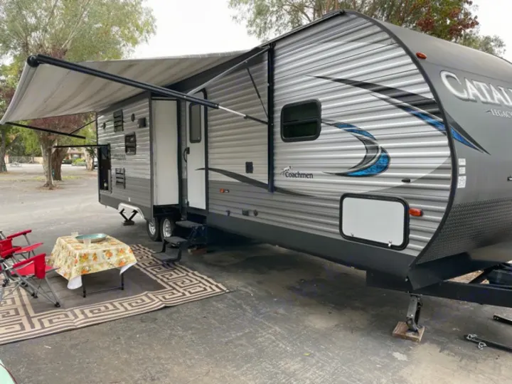 Forest River Catalina Legacy 2019