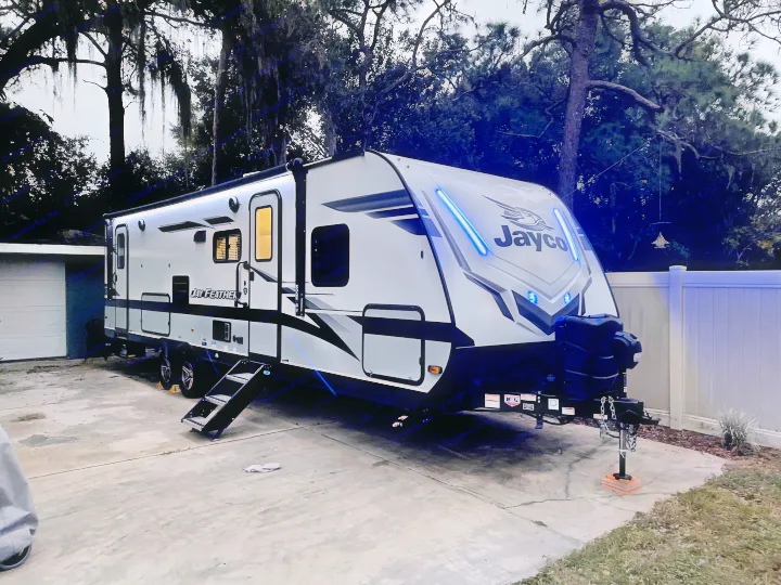 Jayco Jay Feather 2022