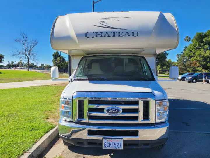 White Chateau RV rental (Ford chassis) parked outdoors on a sunny day, ready for adventure.. Thor Chateau 2018