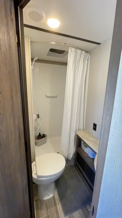 Main cabin bathroom with shower. . Crossroads RV Zinger 2020