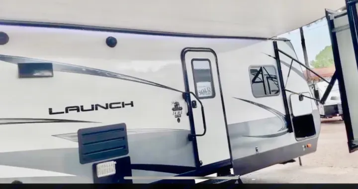 Starcraft Launch Outfitter 2019