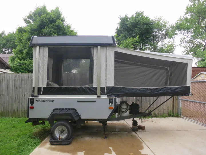 Fleetwood Element 2006
