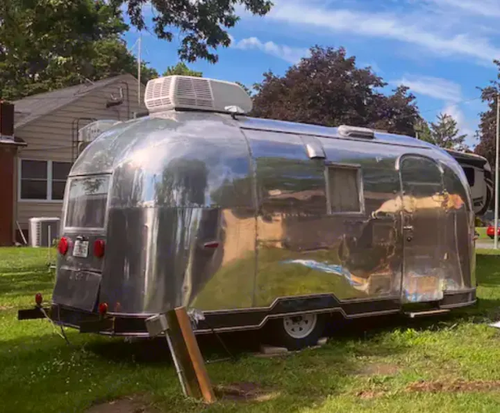 Airstream Globetrotter 1964