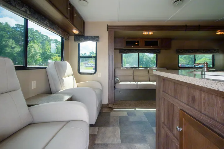 Dutchmen Latern 270RLS 2015