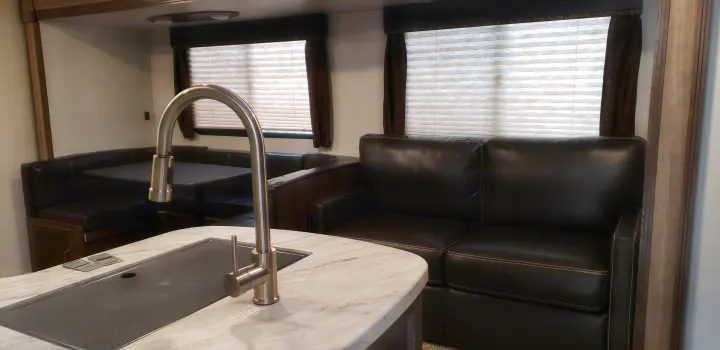 Keystone RV Passport Grand Touring 2019