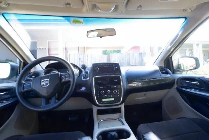 Dodge Mini C 2013