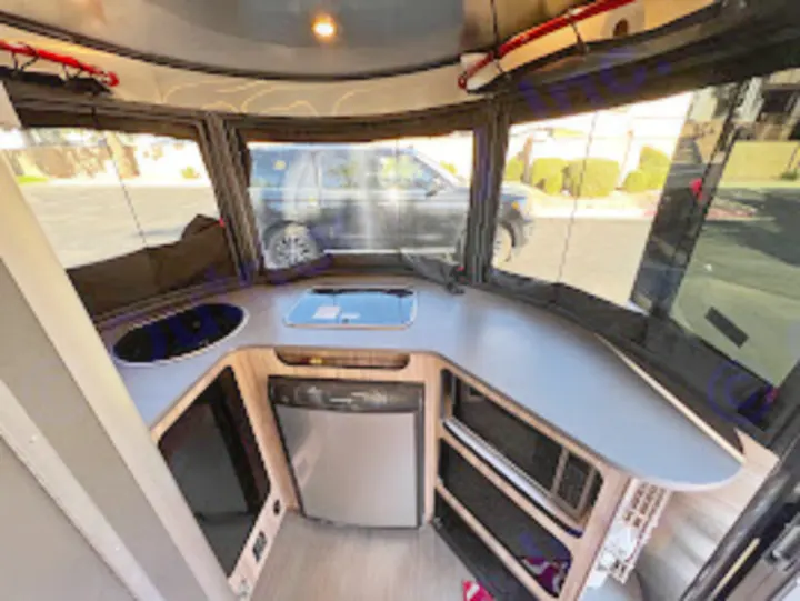 Airstream Basecamp 2018