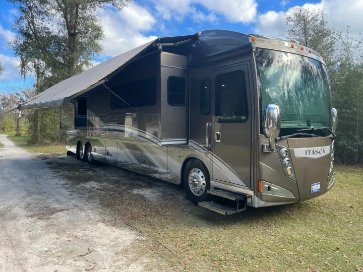 Winnebago Itasca 2017
