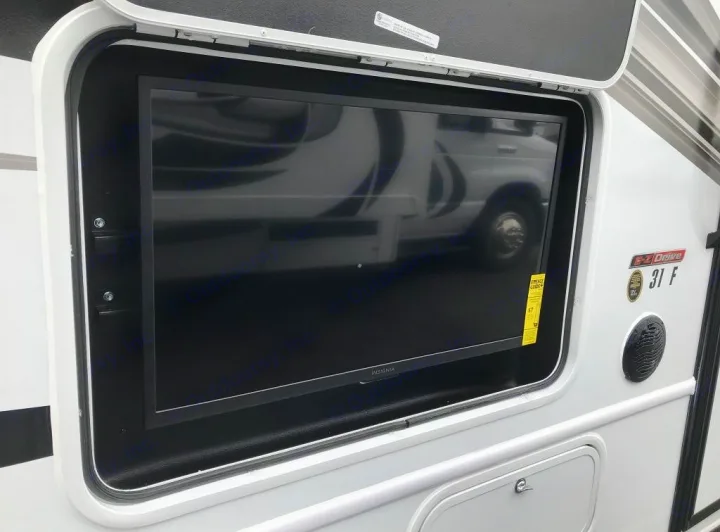 Outdoor TV. Entegra Coach odyssey 2022