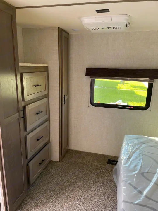 Master bedroom area. . Gulf Stream Conquest 2021