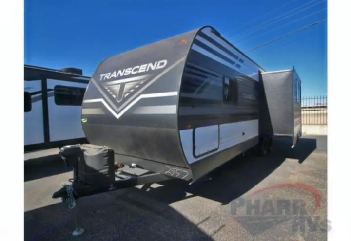 Exterior w/slide out. Grand Design Transcend 2022