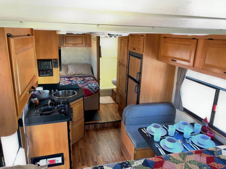 Thor Motor Coach Four Winds Majestic 2014
