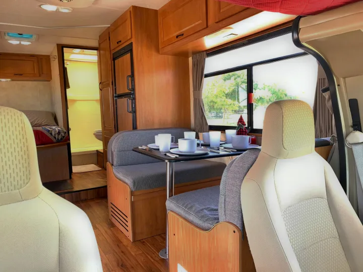 Thor Motor Coach Four Winds Majestic 2014