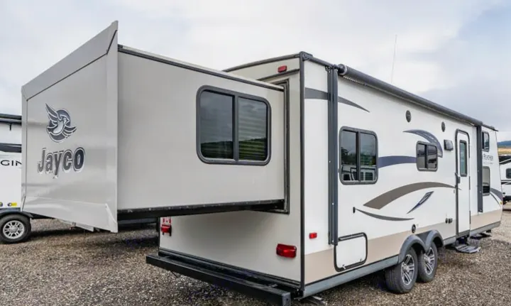 Spacious Jayco Feather travel trailer with a slide-out extended, ideal for your next rv rental adventure.. Jayco Jay Feather Ultra Lite 2015